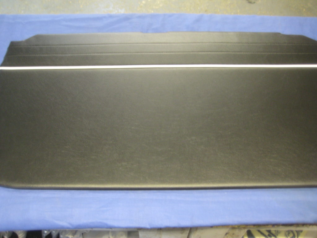 DP122 MGB DOOR TRIM PANELS 1965-67 - Image 2