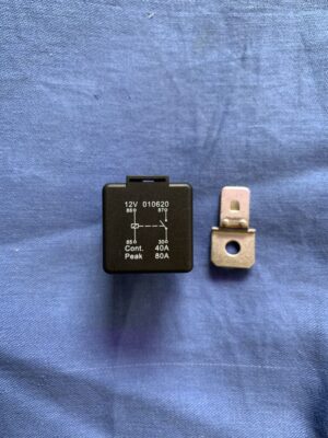 (15) MGB STARTER RELAY CAN CHM68SQ 1976 ONWARDS