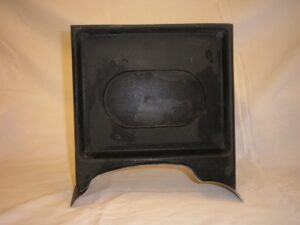 (11) MGB 3 SYNCHRO MK1 FIBREGLASS SPEAKER HOUSING AHH6169