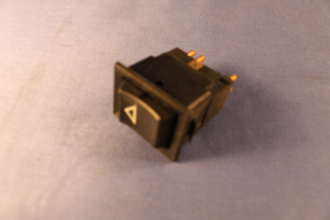 (19) MGB AAU3205 ILLUMINATED ROCKER HAZARD SWITCH 1977 ON