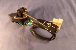 (16) MGB BHA5251 WIPER & O/D SWITCH STALK