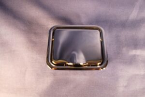 (21) MGB CENTRE CONSOLE ASHTRAY CHROME LIDDED HZA5390C