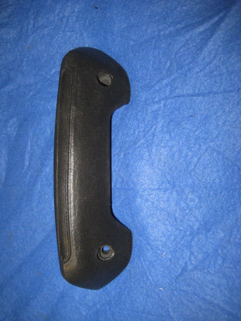 X2A1500 MGB DOOR PULL ARMREST PADDED 1974-1980