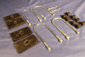 (3) MGB GT ROADSTER REAR SPRING TUBE AXLE FITTING KIT 2X SFK102