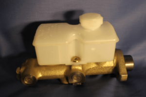 (15) MGB Tandem Brake Master Cylinder 1978 on GMC164TRW