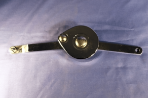 (10) MGB GT TAILGATE STAY AHH7900 / AHH7901