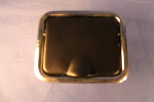 (24) MGB HZA5390  BLACK LIDDED LATE CENTRE CONSOLE ASHTRAY