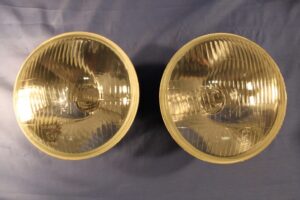 WPS4699 MGB & 1500 MIDGET PAIR WIPAC LEFT HAND DRIVE HALOGEN HEAD LAMPS RUBBER BUMPER