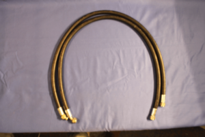 (44) PAIR MGB AHH8192PR RUBBER OIL COOLER HOSES PIPES 1962-1967