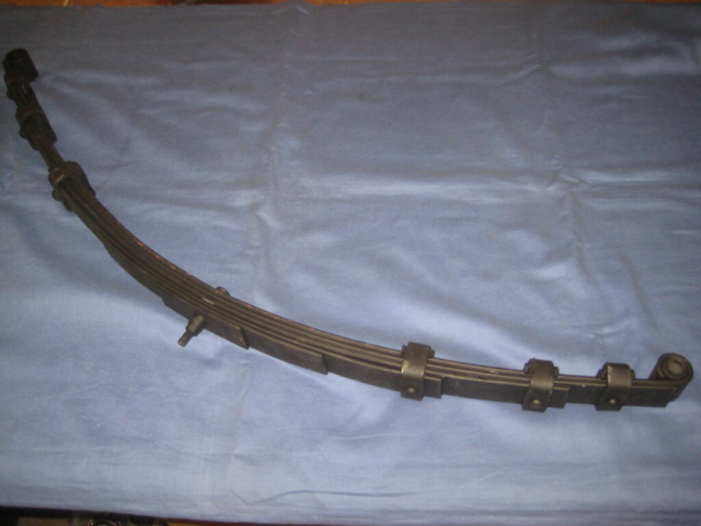 (1) MIDGET 1275 REAR SPRING AHA8093