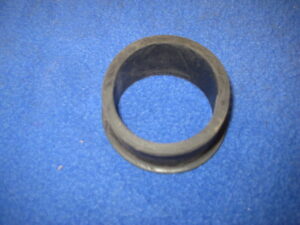 (12) MIDGET 1275 PETROL FUEL PUMP GROMMET AHH6708