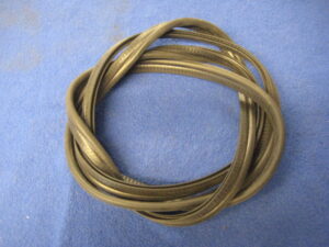 (16) MGB & MIDGET BOOT SEAL ON BODY HZA5386 / CHA797