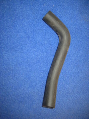 (33) MIDGET 1500 HEATER HOSE HEATER OUTLET TO RETURN PIPE CHA805