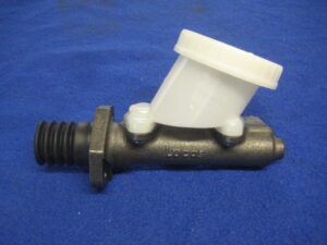 (5) MIDGET 1500 TANDEM DUAL LINE BRAKE MASTER CYLINDER GMC170 TRW