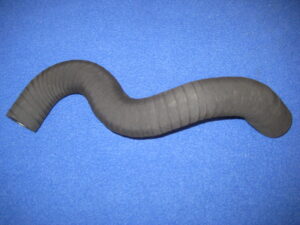 MGB V8 BOTTOM HOSE GRH511