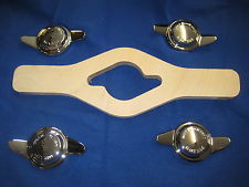 SPIN1WS SET OF 4 8TPI CHROME PLAIN WIRE WHEEL SPINNERS & WOODEN SPINNER SAVER