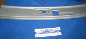 (34) MGB BONNET LOCKING PLATFORM / SLAM PANEL MB66