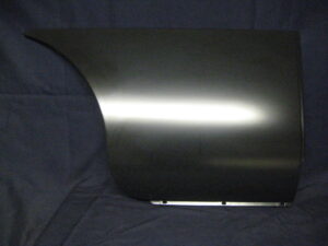 (16) MGB FRONT WING BOTTOM HALF 1/2 MB15