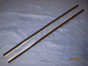 (16) MGB ROADSTER OR GT INNER DROP GLASS SEAL AHH 7848