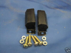 MGB GT & ROADSTER PAIR OF BONNET BUFFERS & SCREW KIT AHH6523K