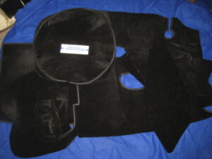 (16) HMP615781 MIDGET 1275 BLACK BOOT CARPET SET