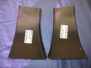 (44) MGB B POST LOWER END MB59