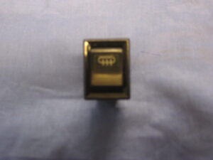 AAU3210 MGB GT ILLUMINATED HEATED REAR WINDOW ROCKER SWITCH HRW 1977 ON