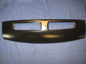(7) MG MIDGET FRONT VALANCE 1500 MS08