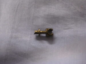 150930 MGB FUEL PETROL LINE PLASTIC BULKHEAD CLIP