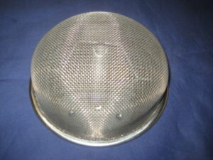 JAM2227 MGB ENGING OIL PUMP STRAINER