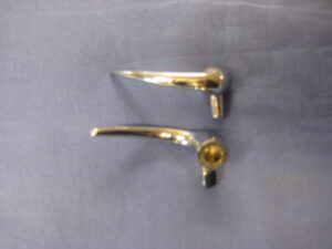 AFH6532 AFH6533 MGB & MIDGET CHROME 1/4 LIGHT CURVED HANDLE