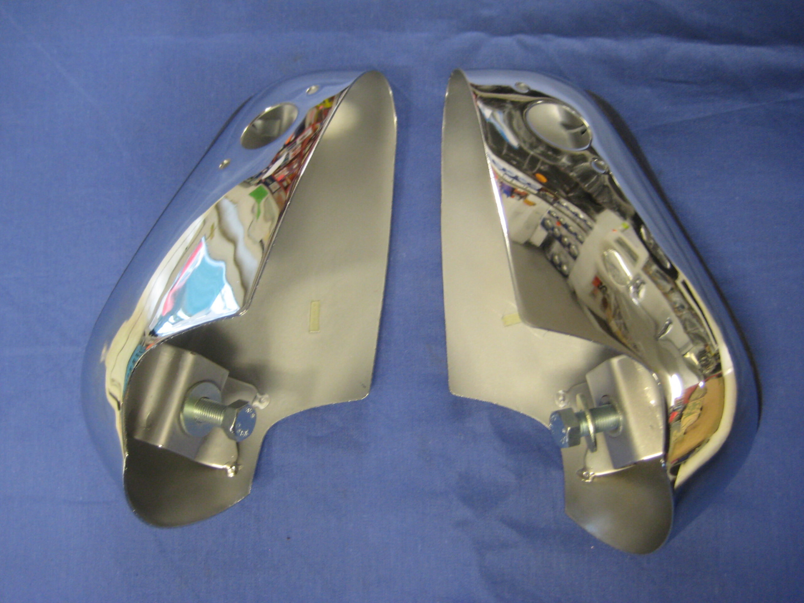 (27) MGB PAIR REAR RUBBER FACED OVERIDER OVER RIDER BHH378 BHH379 PAIR - Image 3