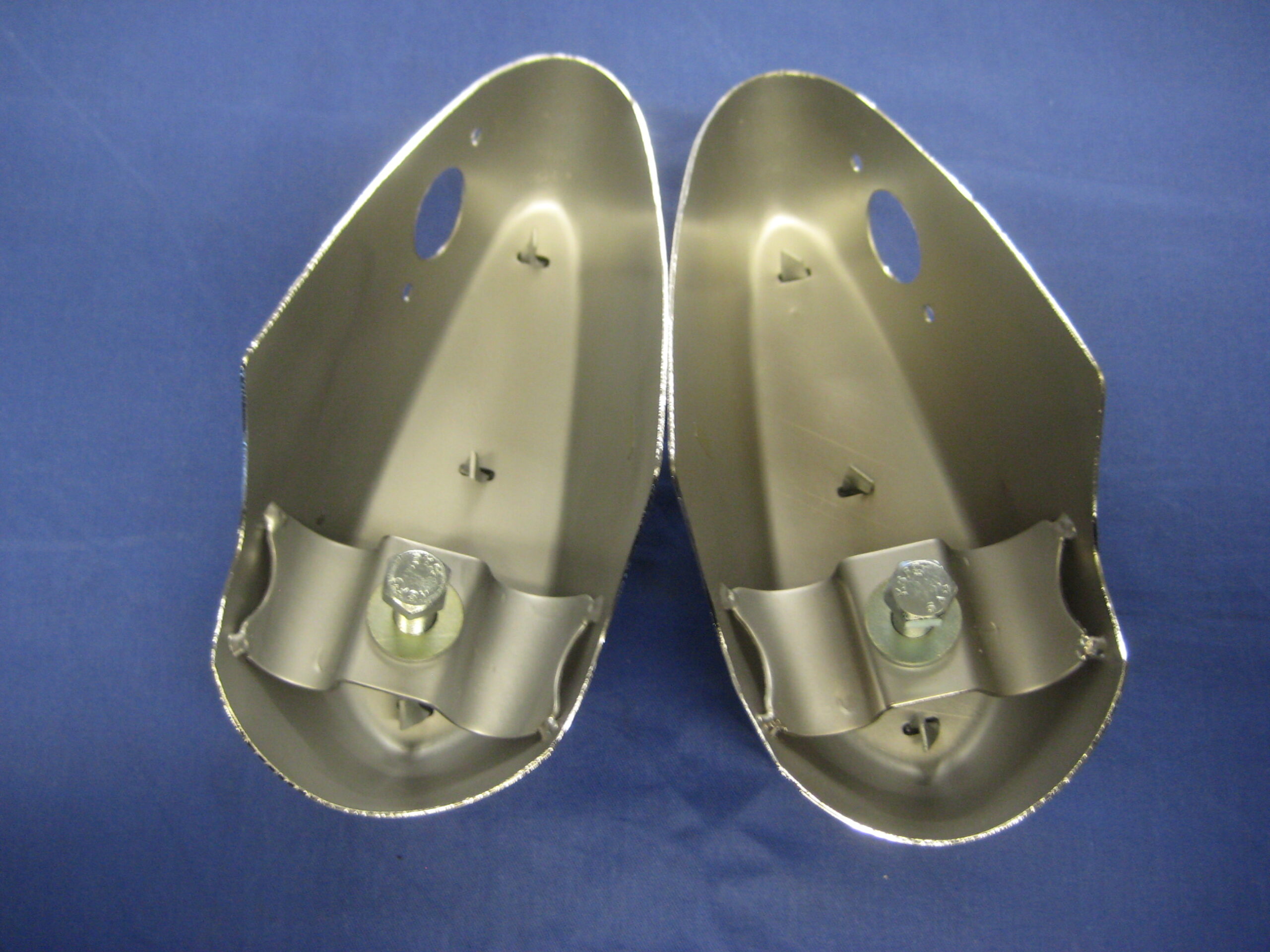 (27) MGB PAIR REAR RUBBER FACED OVERIDER OVER RIDER BHH378 BHH379 PAIR - Image 2