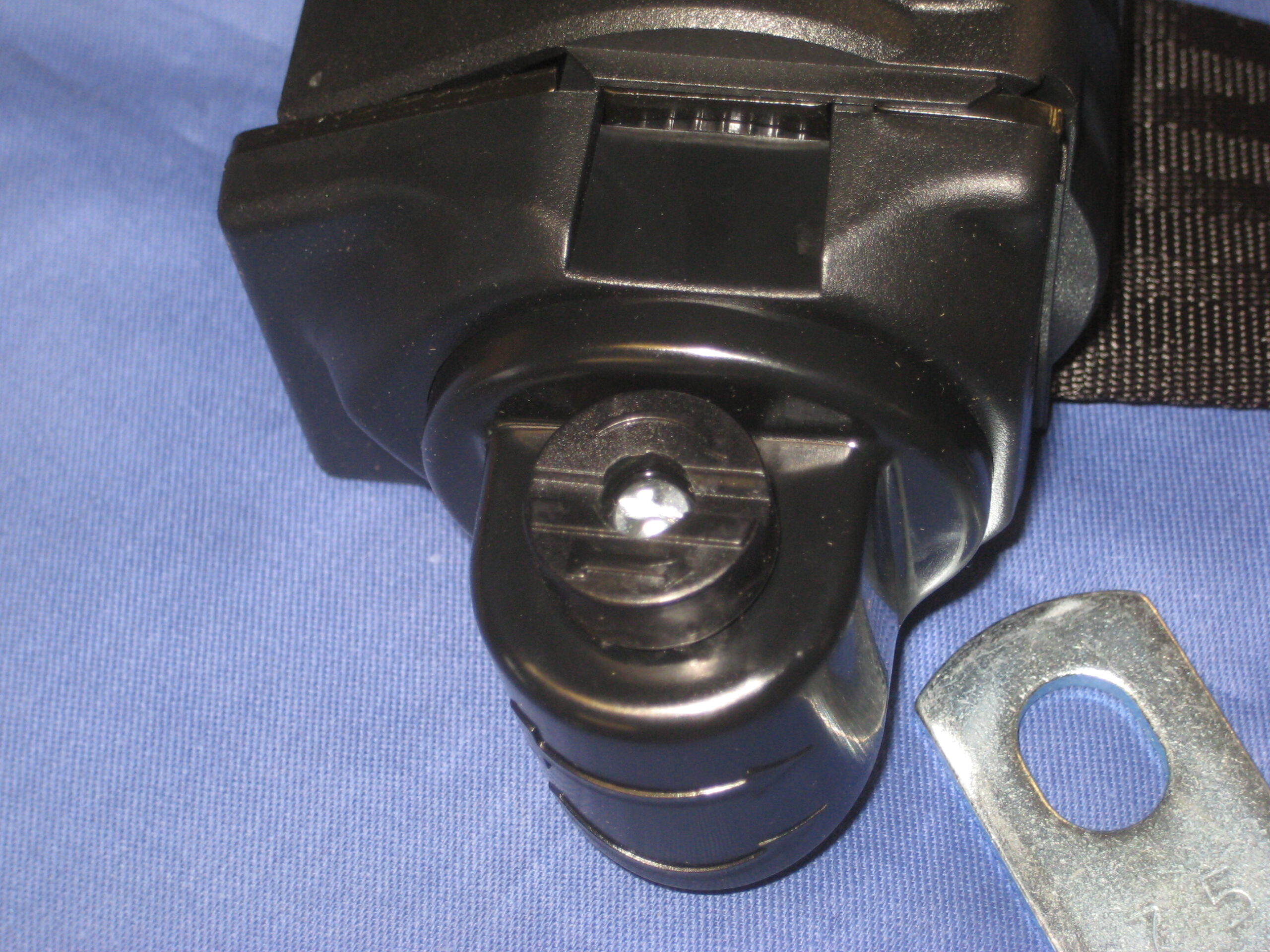 514/30 MGB,C, V8, & MIDGET SECURON BLACK INERTIA SEAT BELT - Image 3