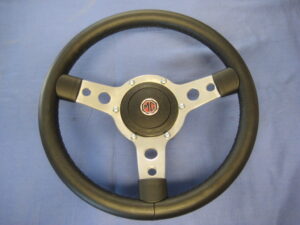 33SPLB MGB & MIDGET 13" MOUNTNEY LEATHER STEERING WHEEL & BOS