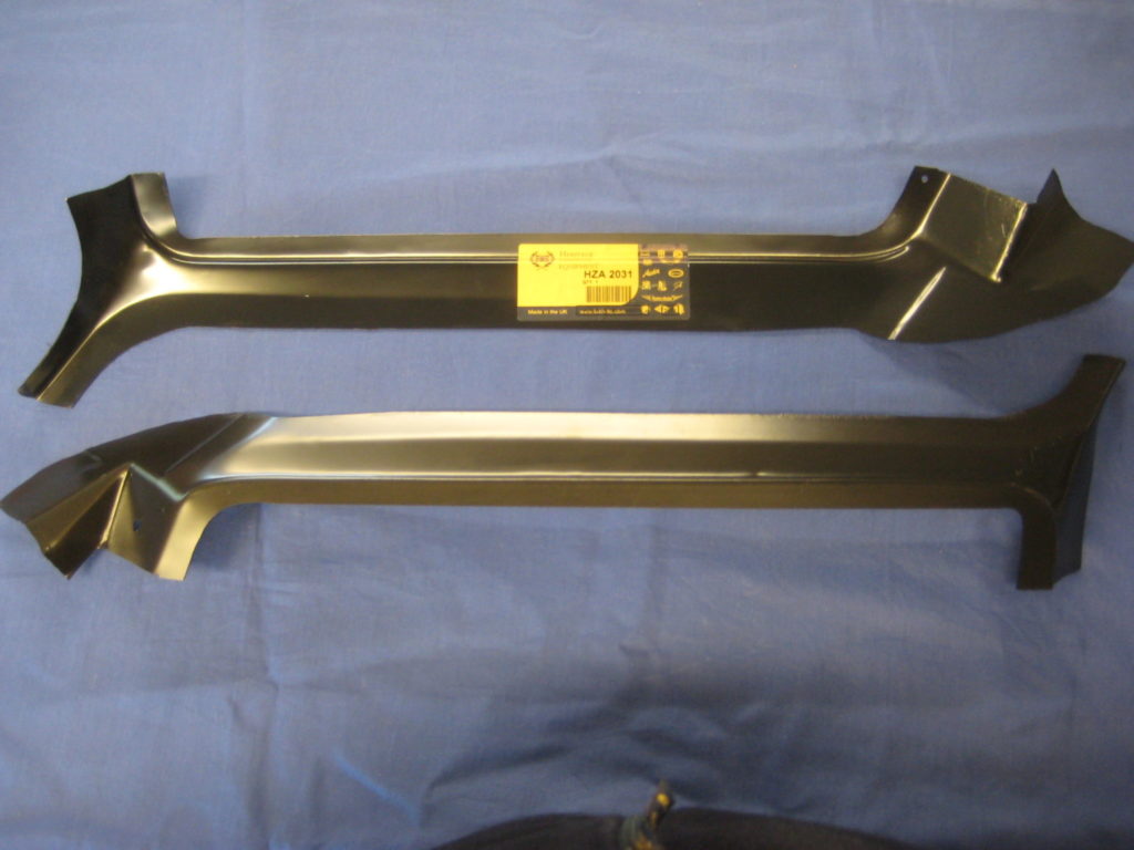 HZA2030 HZA2031 MGB GT A POST CLOSING PANEL