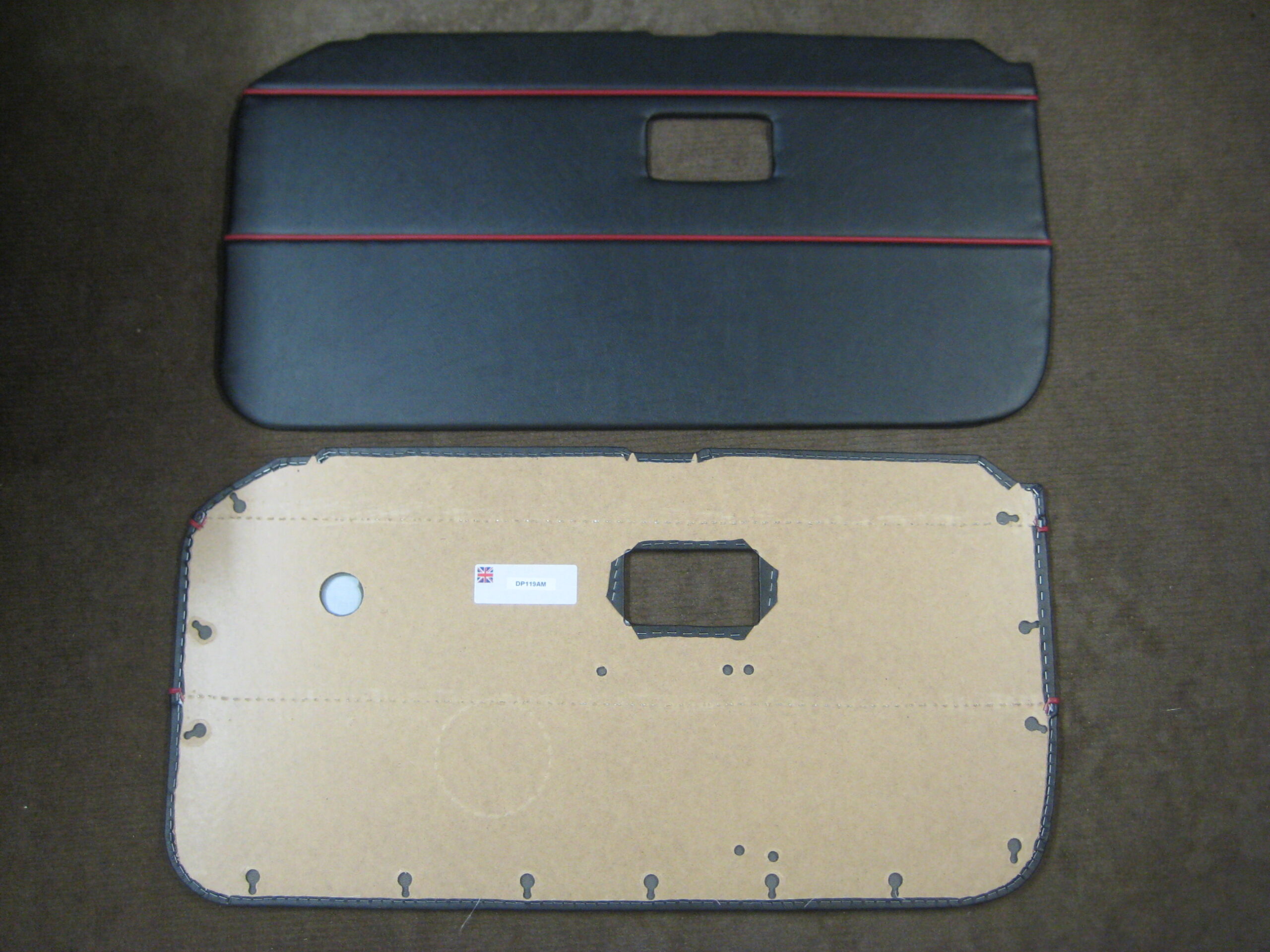 TK121A MGB ROADSTER 6 PIECE INTERIOR TRIM KIT CLIP TYPE 1968 ON - Image 3