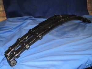 AHT20 PAIR MGB GT LOWERED REAR SPRING COMPETITION PAIR