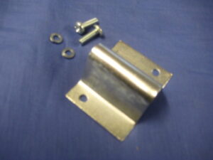 AHB7162 MGB THROTTLE PEDAL STOP BRACKET INC SCREWS & WASHERS RHD