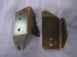 AHH5065 AHH5066 MGB ENGINE MOUNTING BRACKET 1962-74