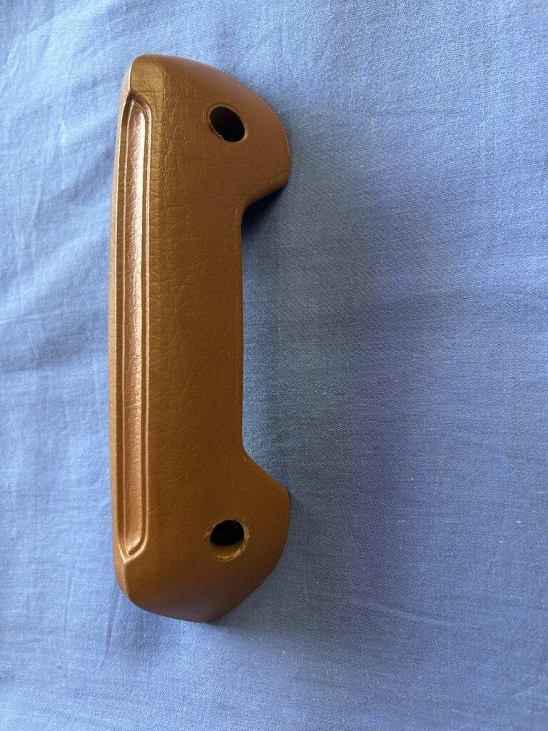 X2A1500 MGB DOOR PULL ARMREST PADDED 1974-1980 - Image 2