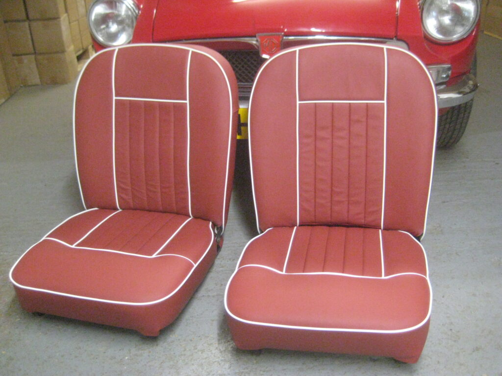 MGB PAIR LEATHER SEATS RED WITH WHITE PIPING 1962- 1967 MK1 S777MW
