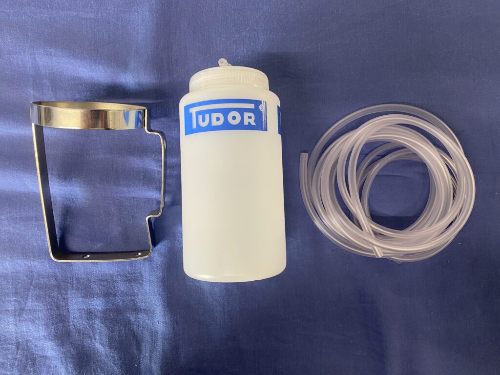WBKRD MGB TUDOR WASHER BOTTLE KIT & S/S BRACKET & TUBING ROADSTER