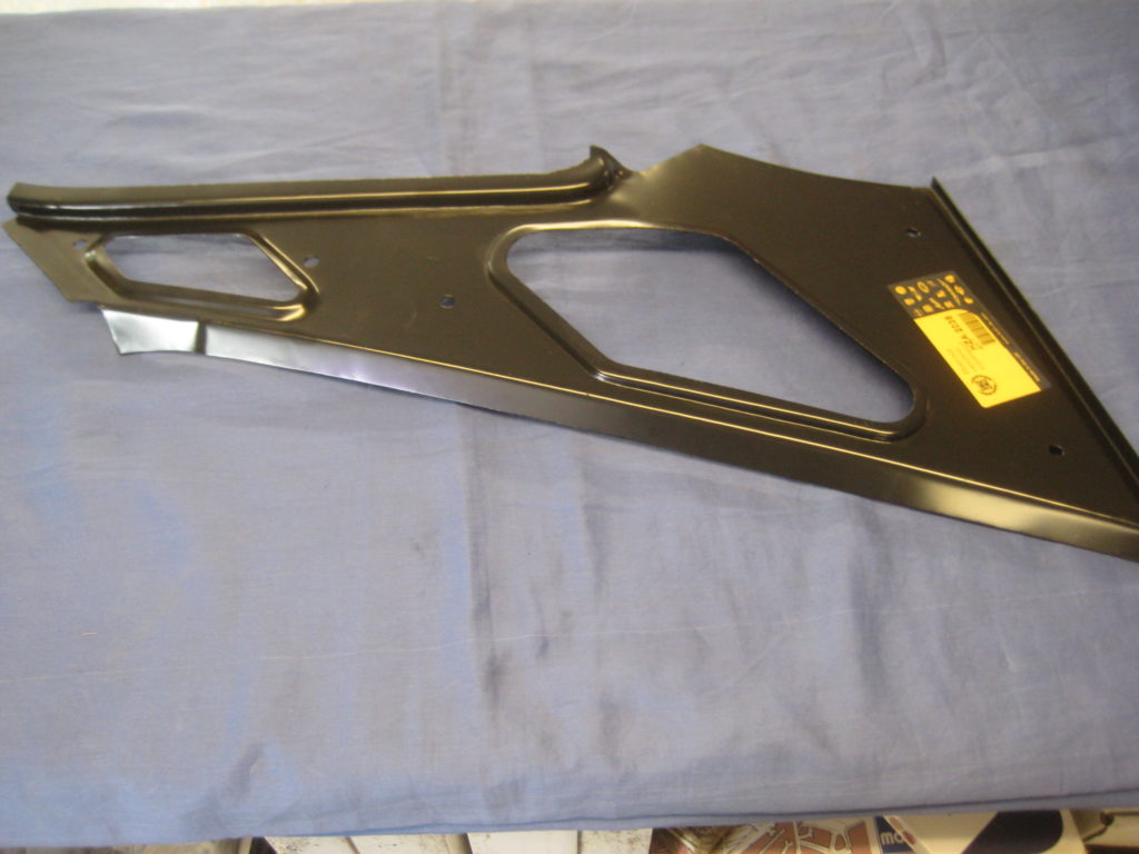 HZA2038 HZA2039 MGB GT INNER C POST REPAIR PANEL - Image 2