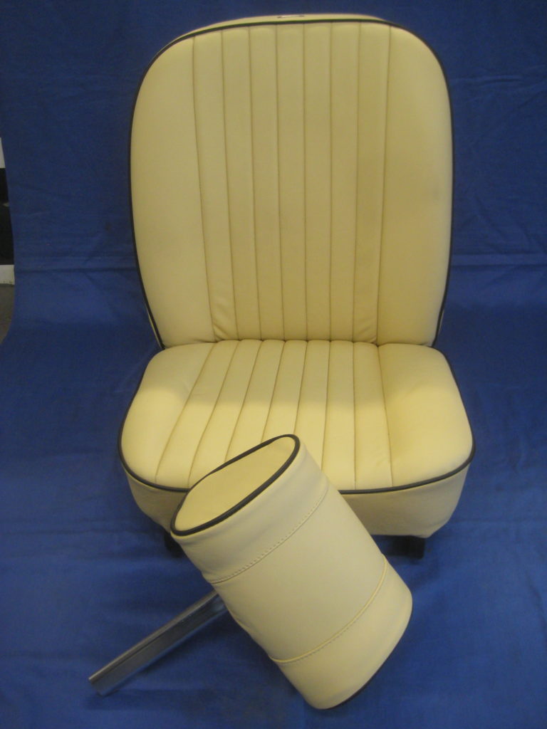 MGB LEATHER SEATS RECLINER MAGNOLIA WITH BLACK PIPING INC D SHAPE HEADRESTS S780VAKIT