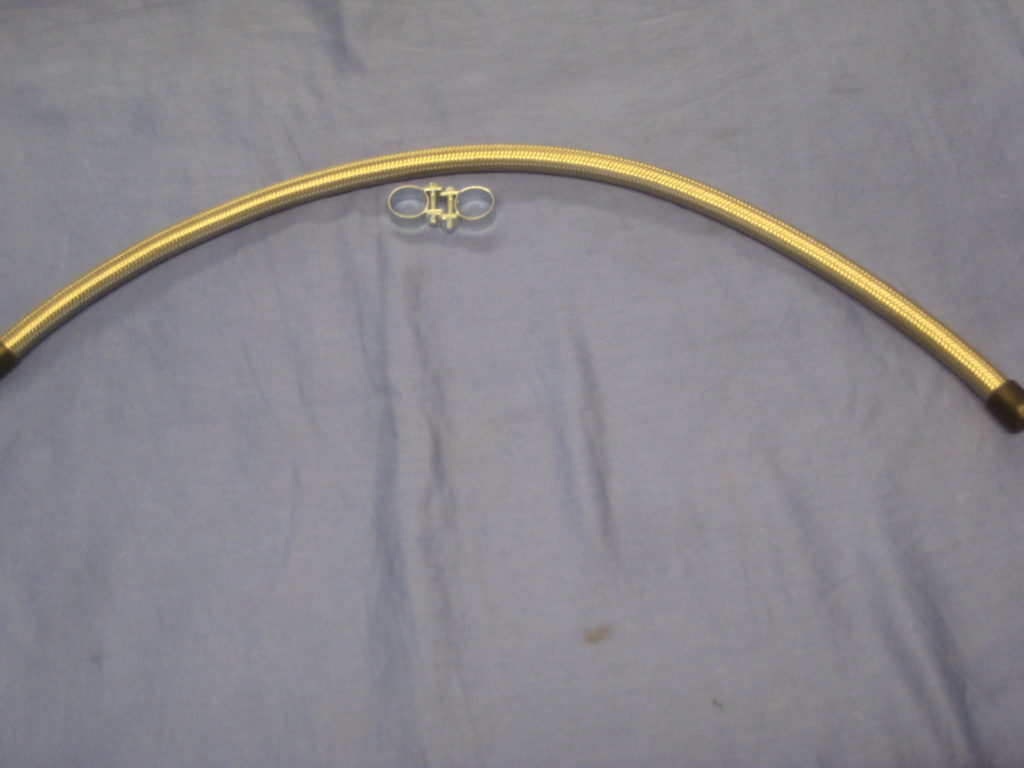 GGT107 MGB & MIDGET S/S FUEL PETROL HOSE 22" LONG INC CLIPS