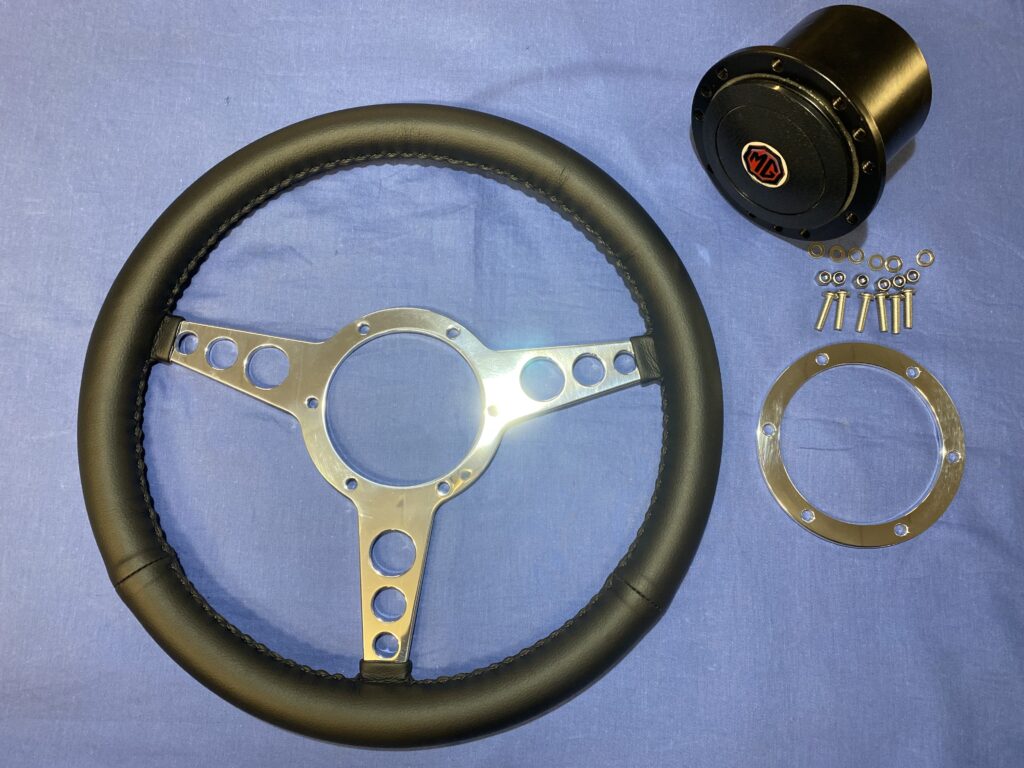 14LUX MGB & MIDGET 14" MOUNTNEY LUXURY LEATHER STEERING WHEEL FLAT ROUND SPOKES INC BOS - Image 2