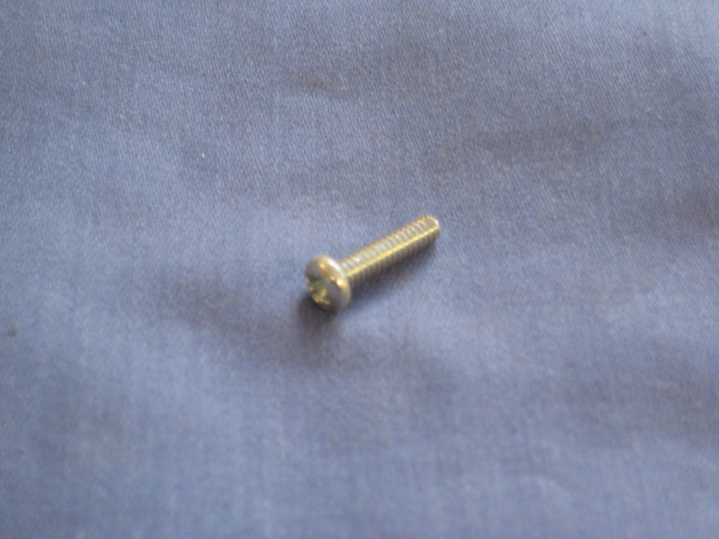 PMZ210 MIDGET BOOT LID BUFFER SCREW