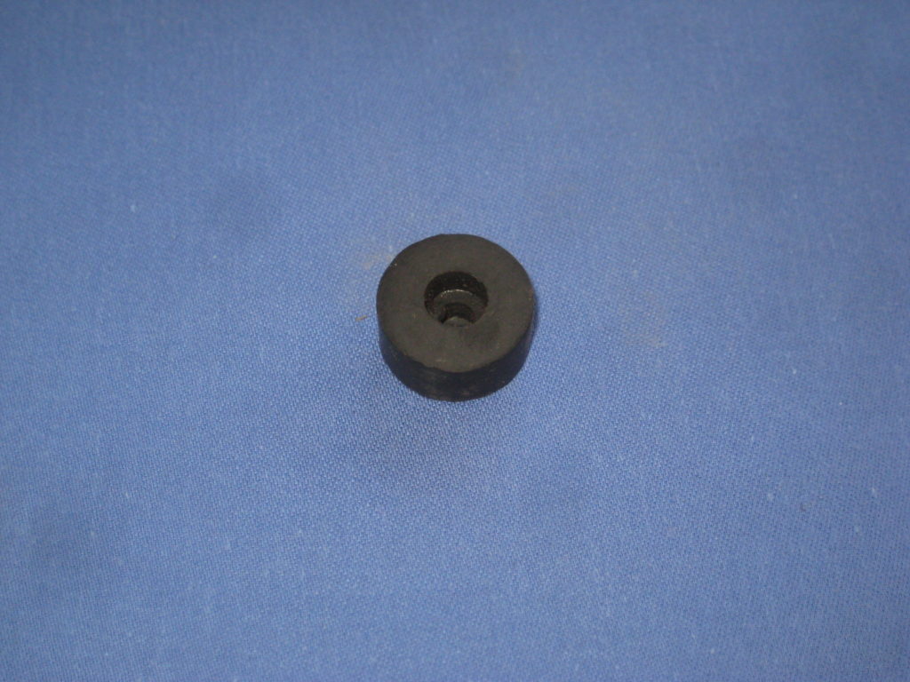 AHH6745 MGB DOOR HINGE BUFFER