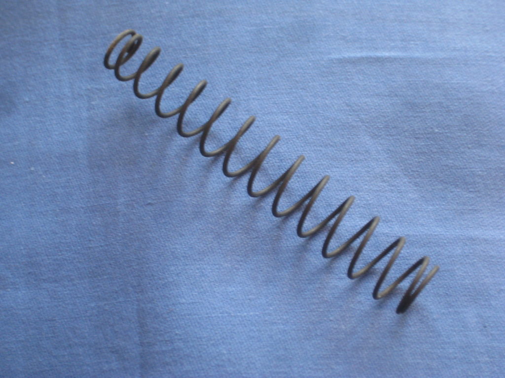 542483 MGB CLUTCH MASTER CYLINDER PISTON SPRING